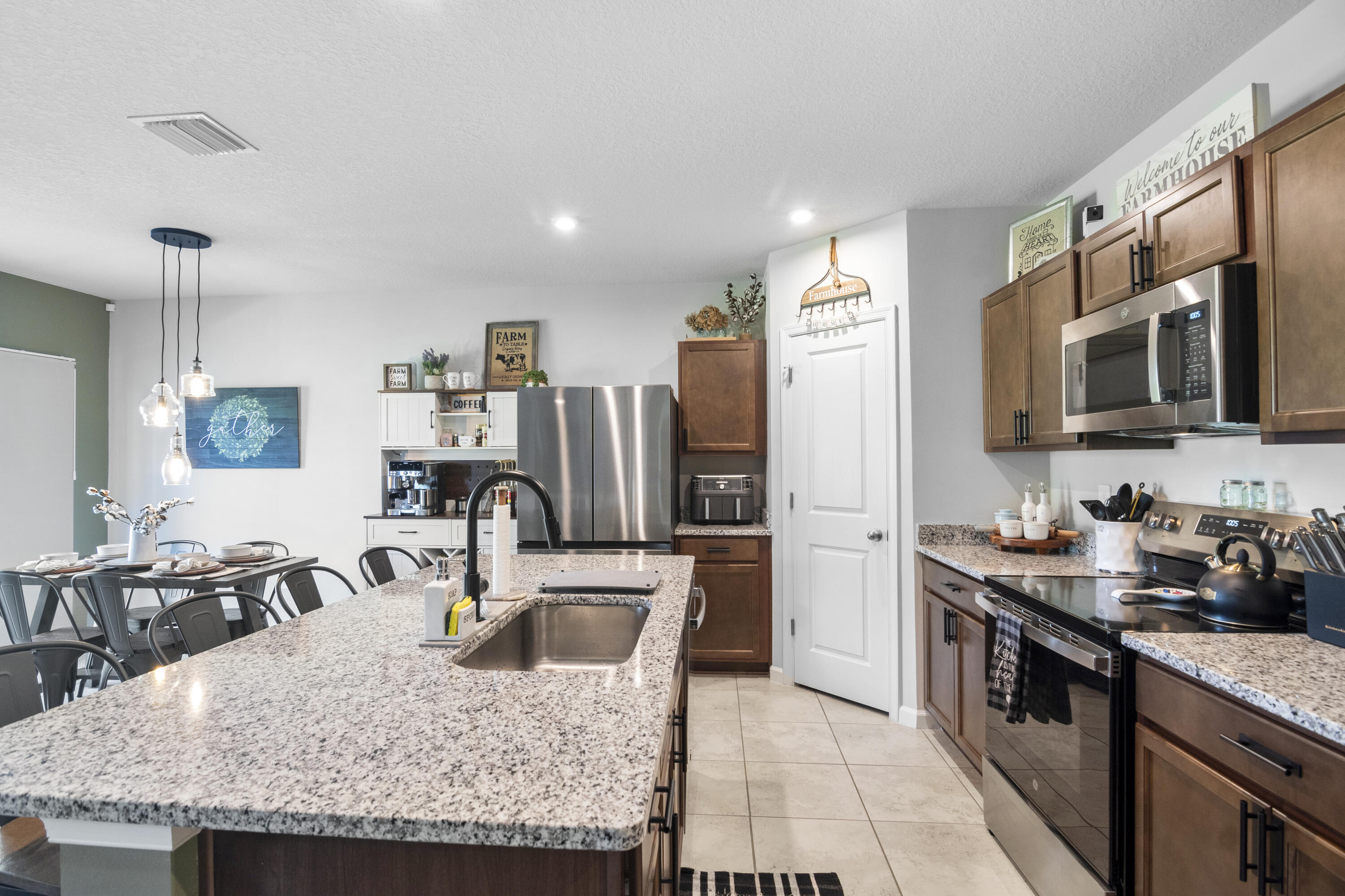 436 Açaí Lane Fort Pierce, FL 34981 - Photo 10 of 35 Image00007