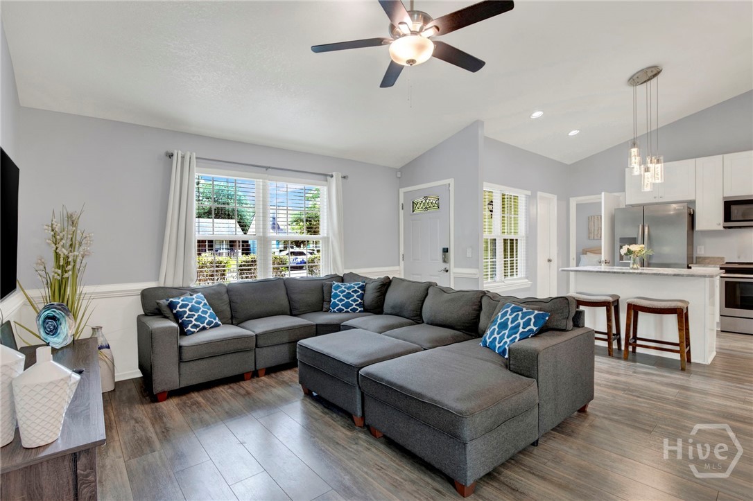 320 Mapmaker Lane Savannah, GA 31410 - Photo 6 of 37 Gallery Image 6