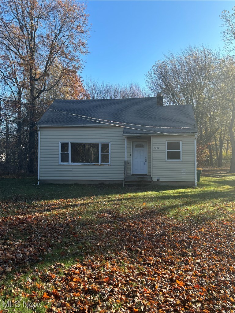 View of front of home with a front yard