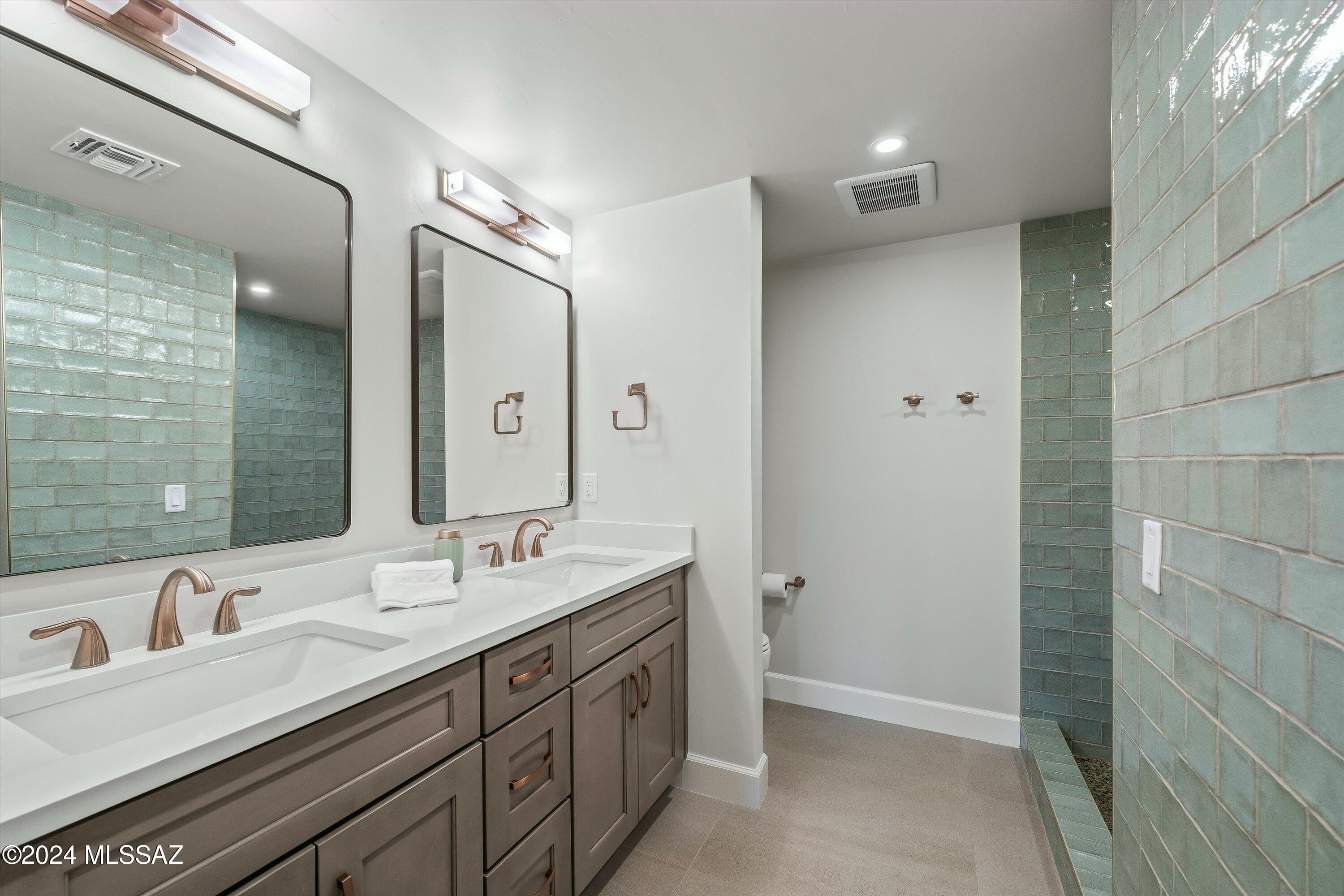 4270 North Swan Road Tucson, AZ 85718 - Photo 17 of 42