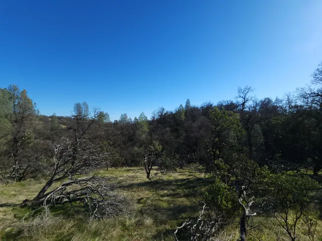 a view of a outdoor space with mountain view