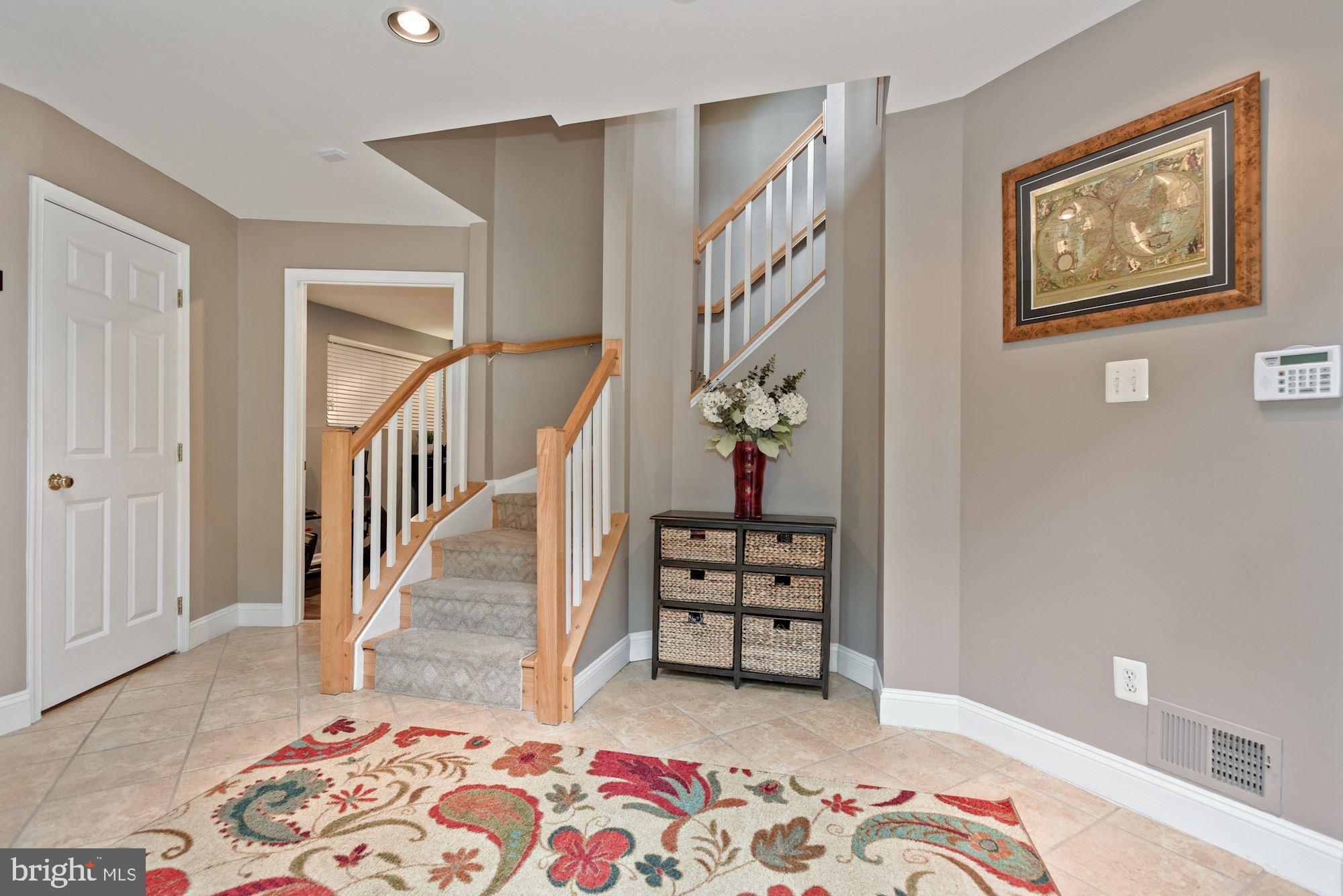 1688 Waterhaven Drive Reston, VA 20190 - Photo 3 of 35 Gallery Image 3