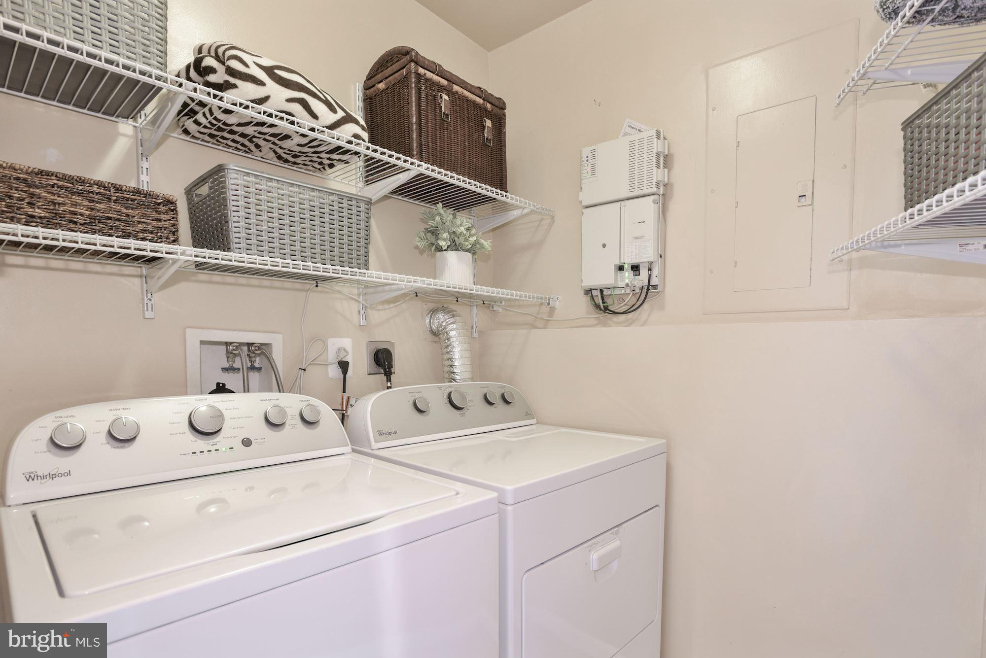 1688 Waterhaven Drive Reston, VA 20190 - Photo 31 of 35 Gallery Image 31
