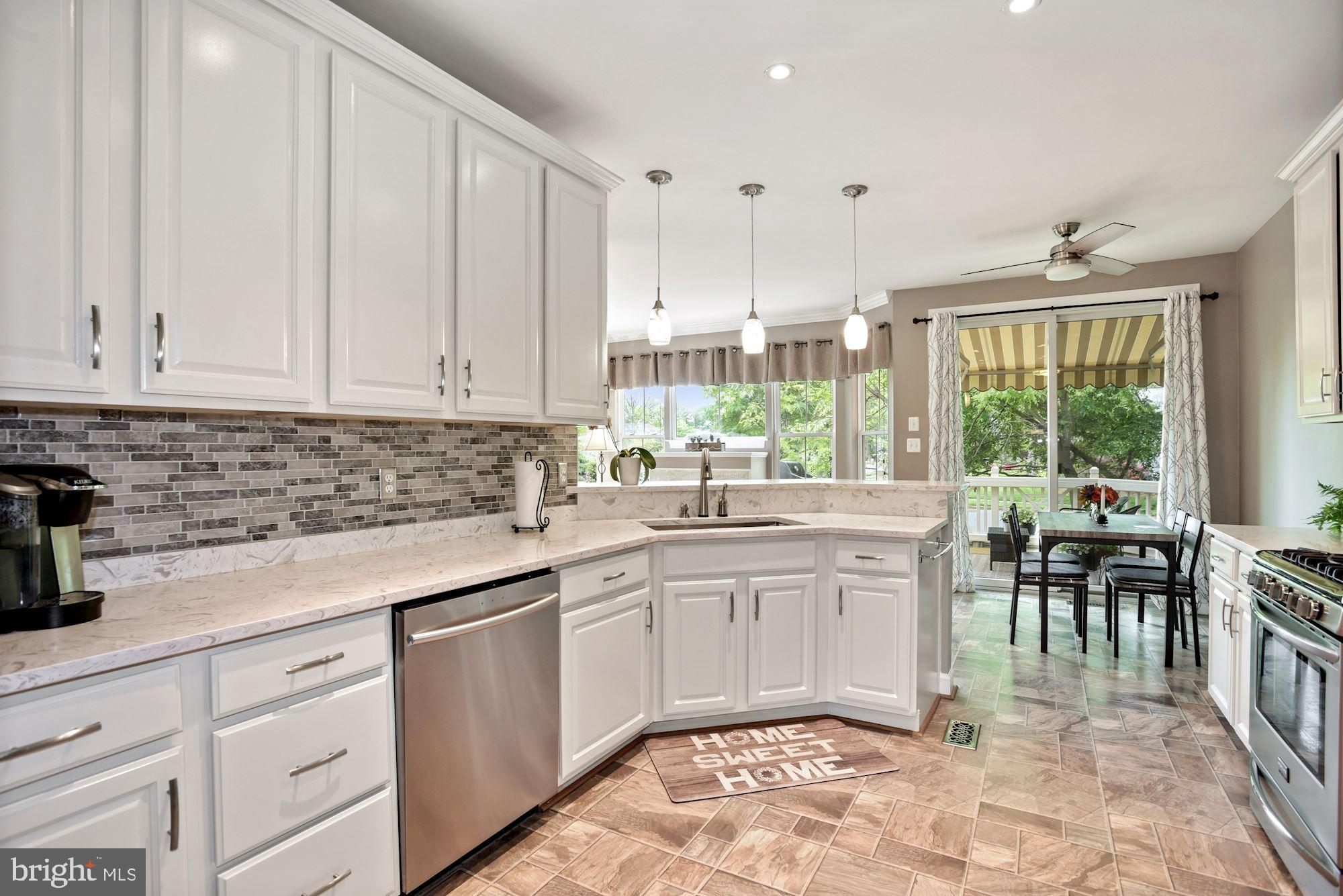 1688 Waterhaven Drive Reston, VA 20190 - Photo 8 of 35 Gallery Image 8