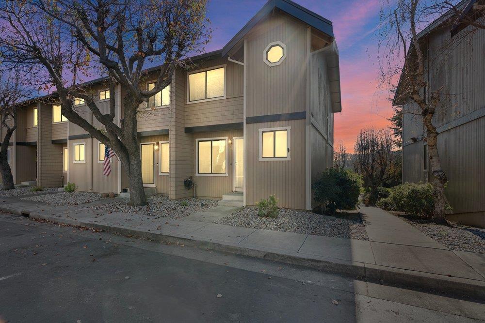801 Nash Road, Unit B10 Hollister, CA 95023 - Photo 2 of 38