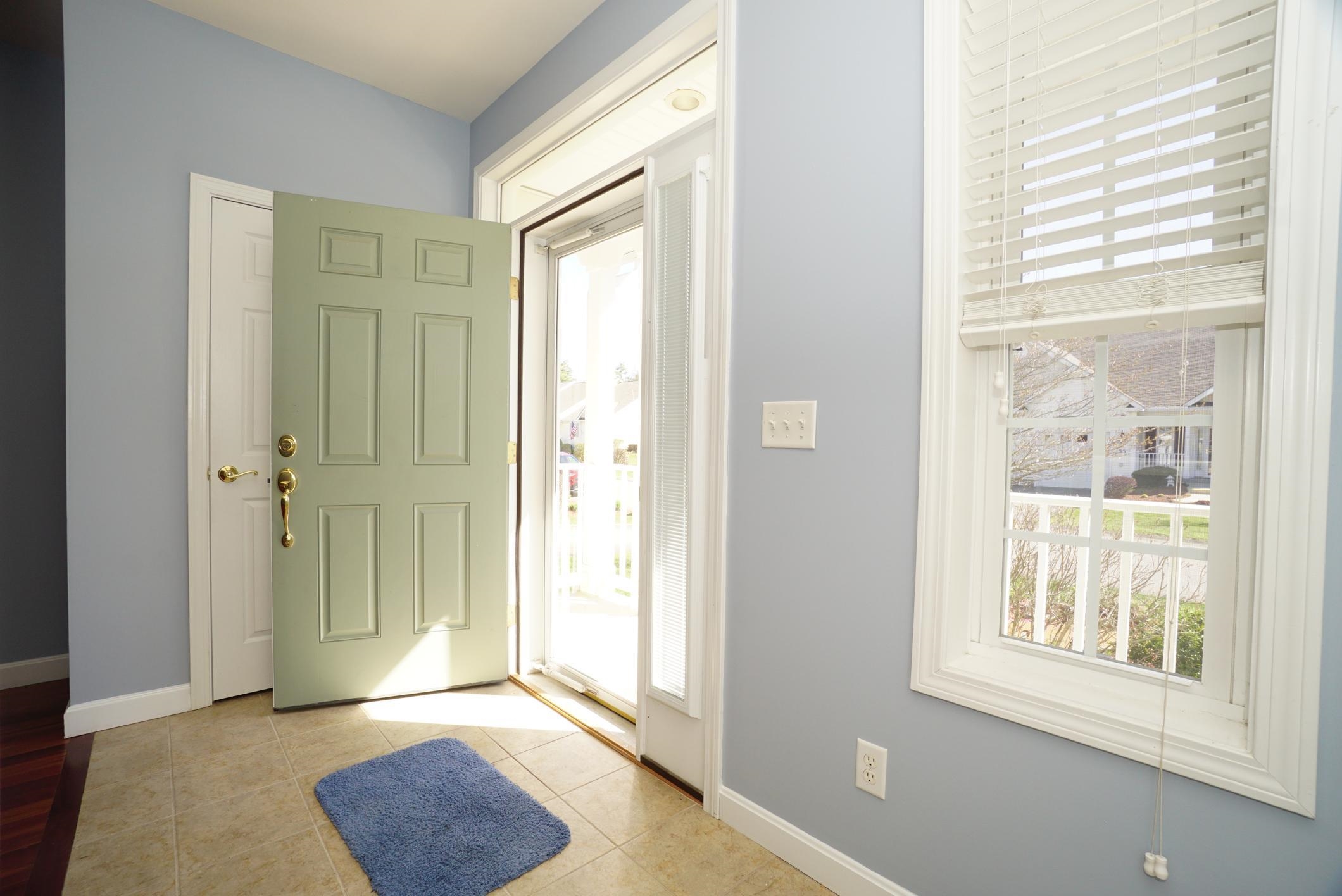 72 Old Stage Road Litchfield, NH 03052 - Photo 12 of 34