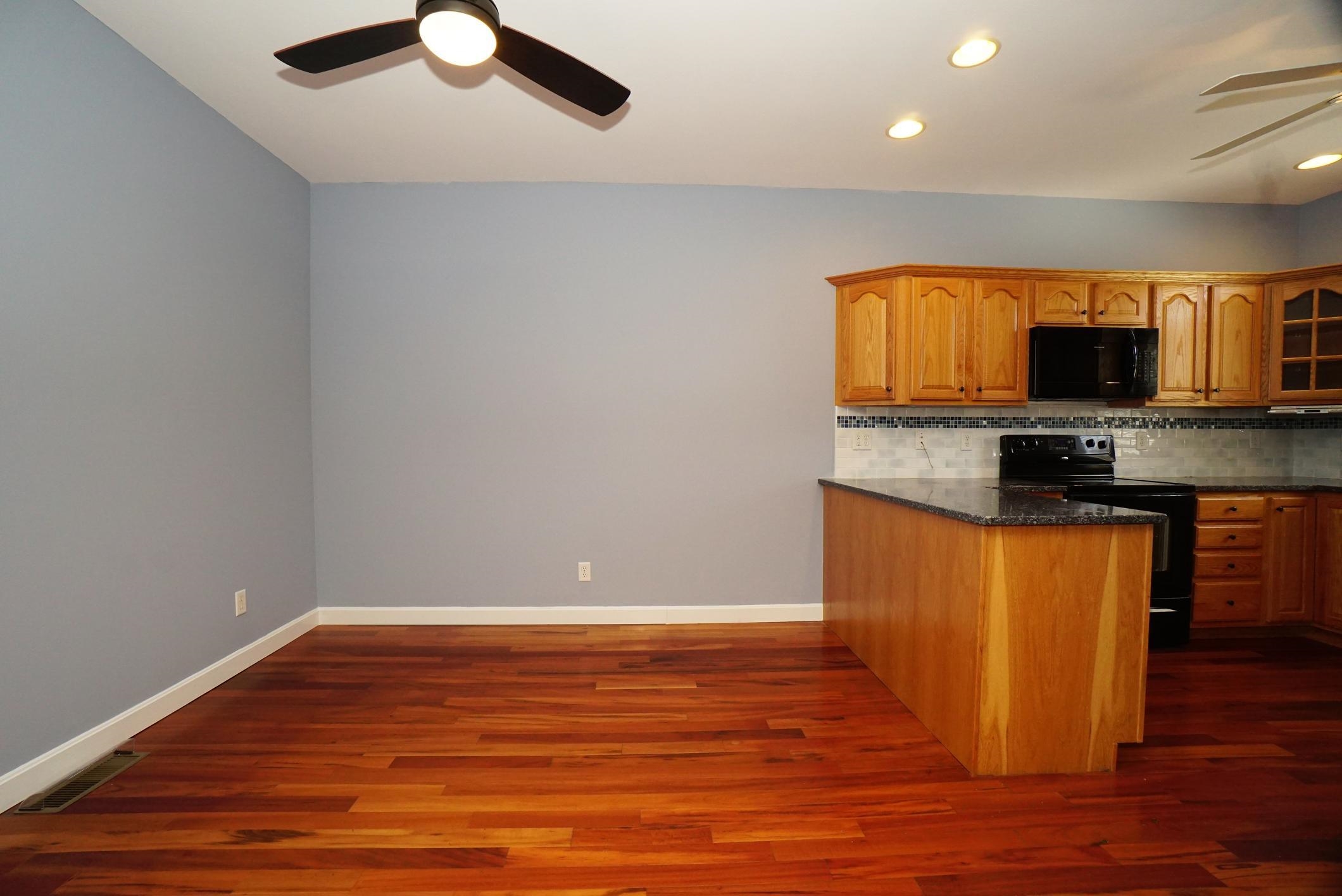 72 Old Stage Road Litchfield, NH 03052 - Photo 31 of 34