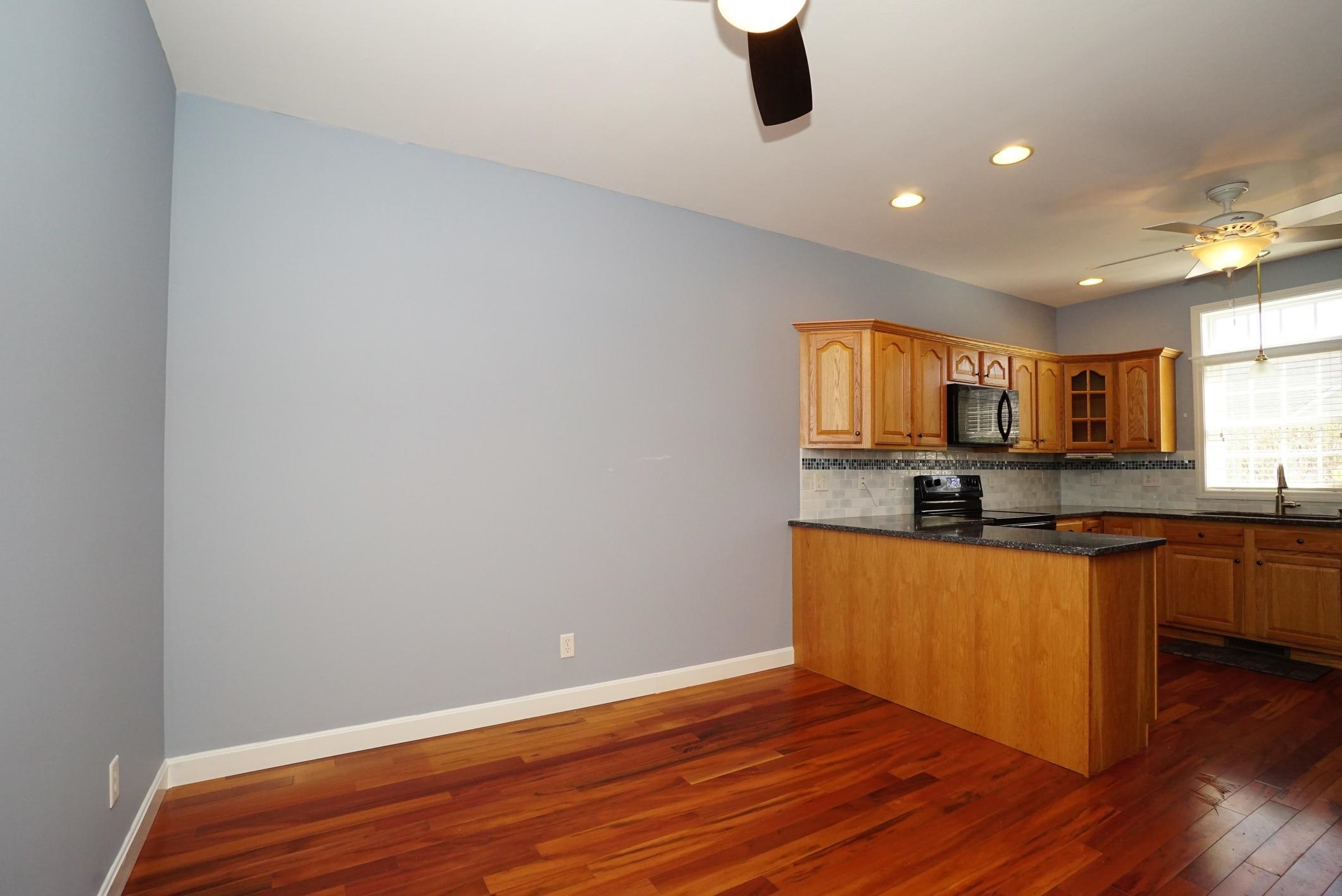 72 Old Stage Road Litchfield, NH 03052 - Photo 32 of 34