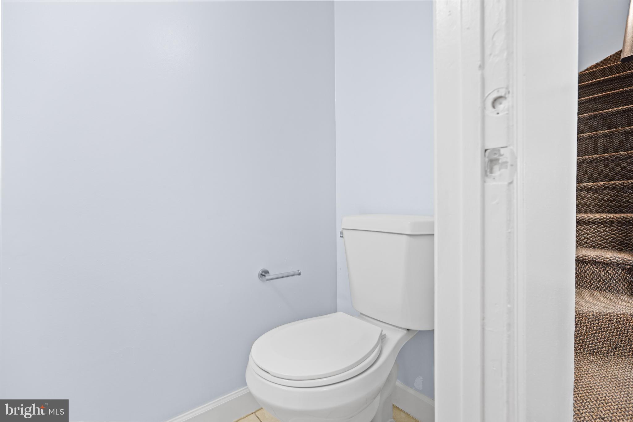 6917 Villa-Del-Rey Court Springfield, VA 22150 - Photo 28 of 42