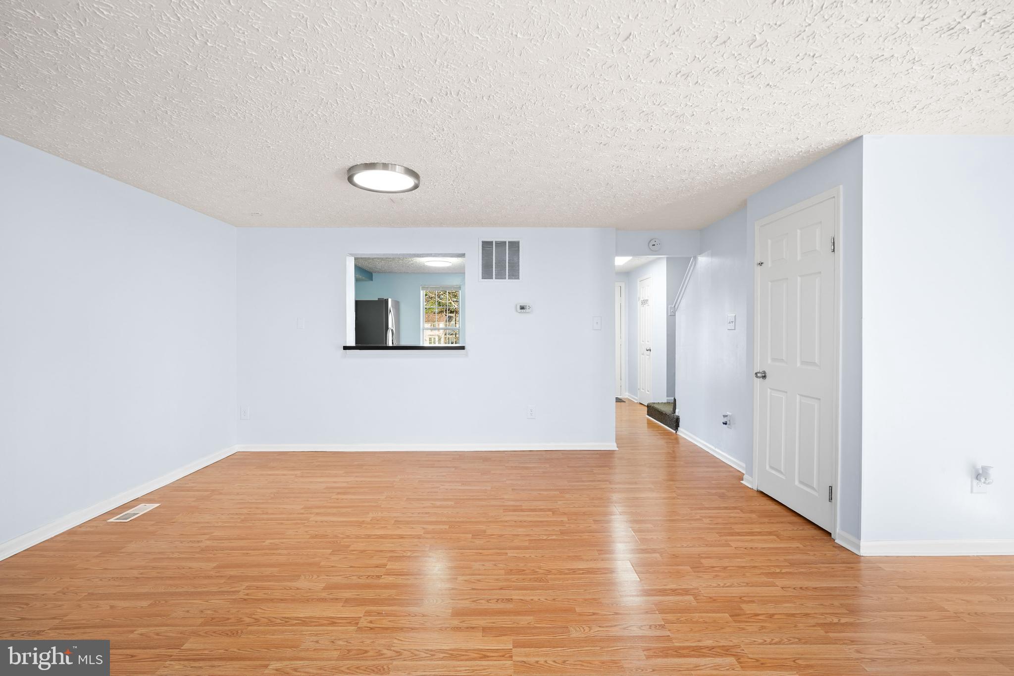 6917 Villa-Del-Rey Court Springfield, VA 22150 - Photo 3 of 42