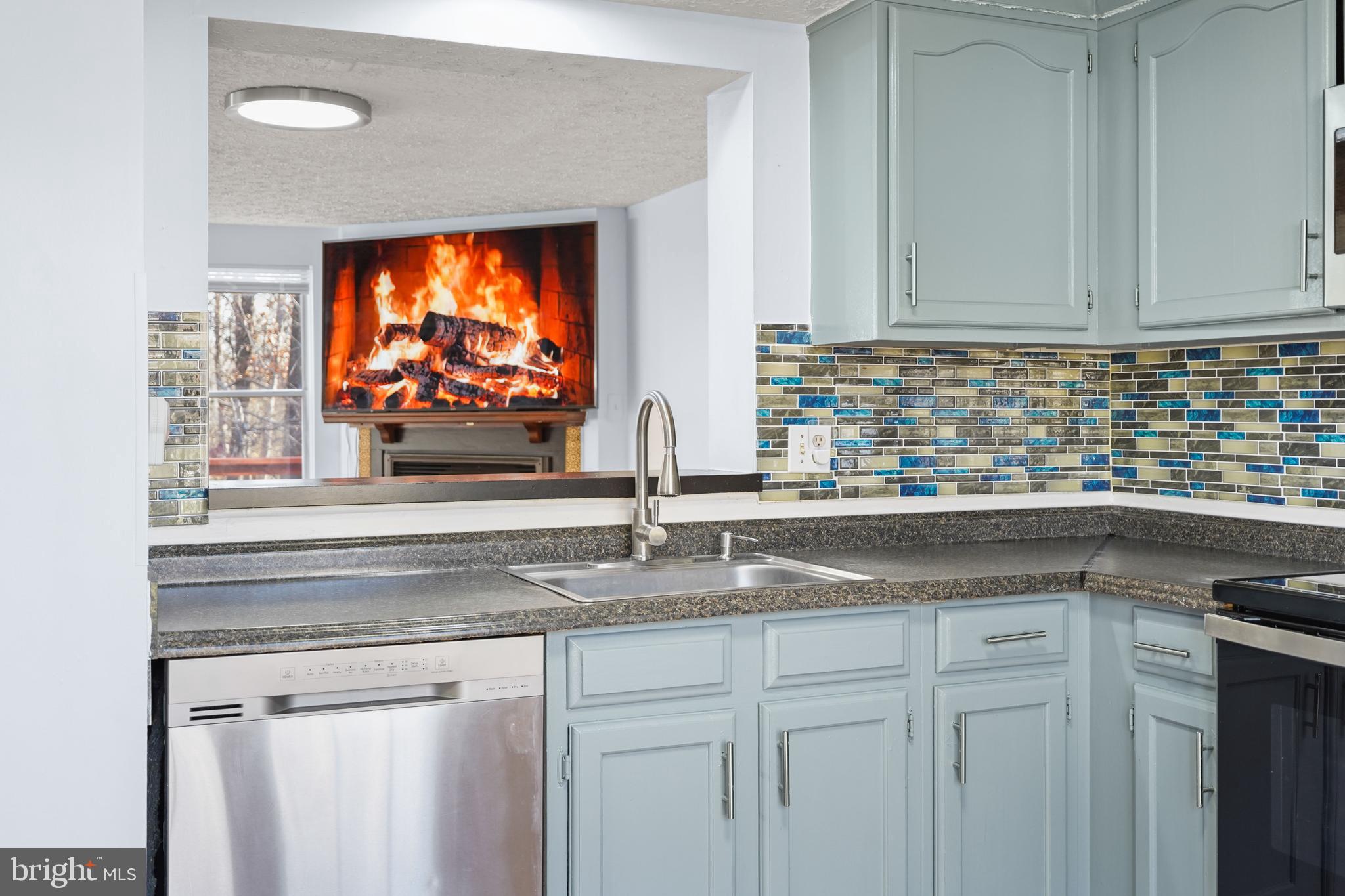 6917 Villa-Del-Rey Court Springfield, VA 22150 - Photo 33 of 42