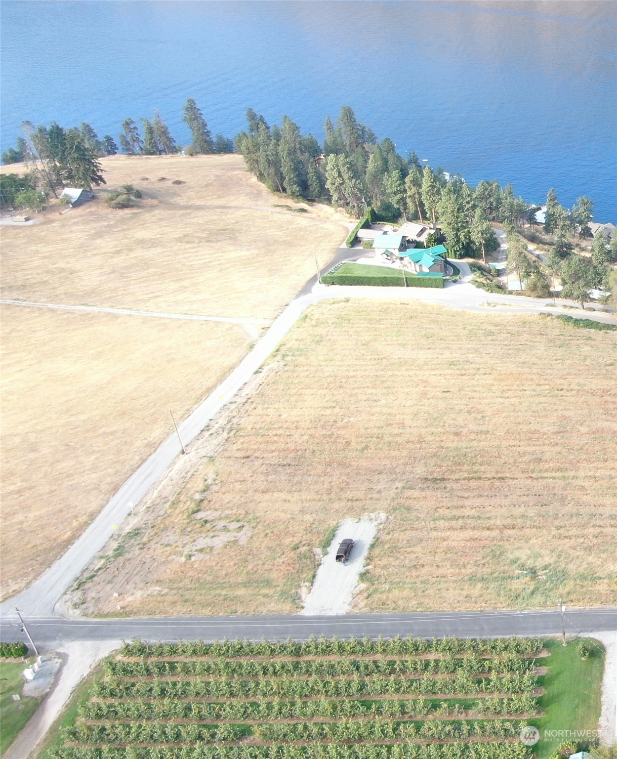 1507 Summit Boulevard Manson, WA 98831 - Photo 2 of 10 a view of ocean view with beach