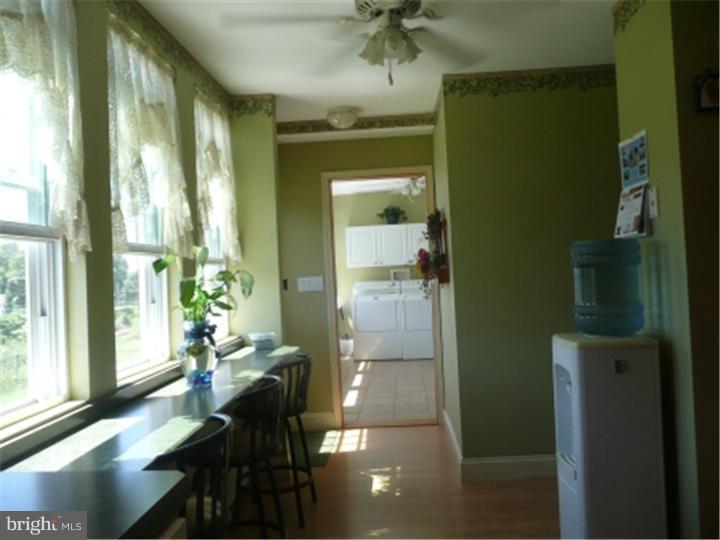 32 West Ridley Avenue Ridley Park, PA 19078 - Photo 4 of 25 Living Room