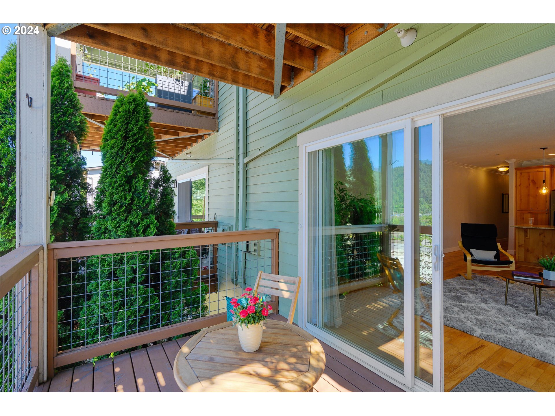 8216 North Edison Street, Unit 3 Portland, OR 97203 - Photo 33 of 36 Covered Patio