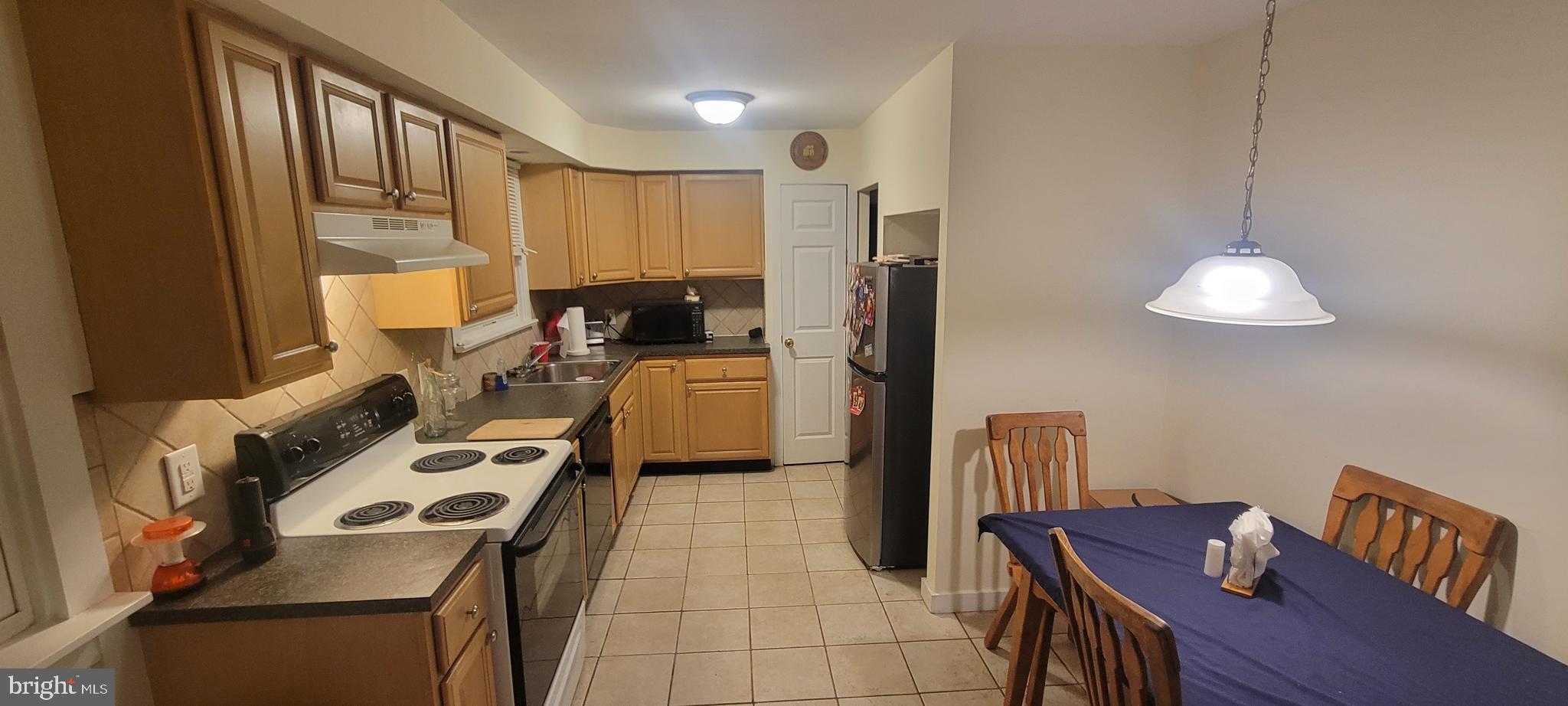 6 Madison Road Willow Grove, PA 19090 - Photo 19 of 23 Gallery Image 19