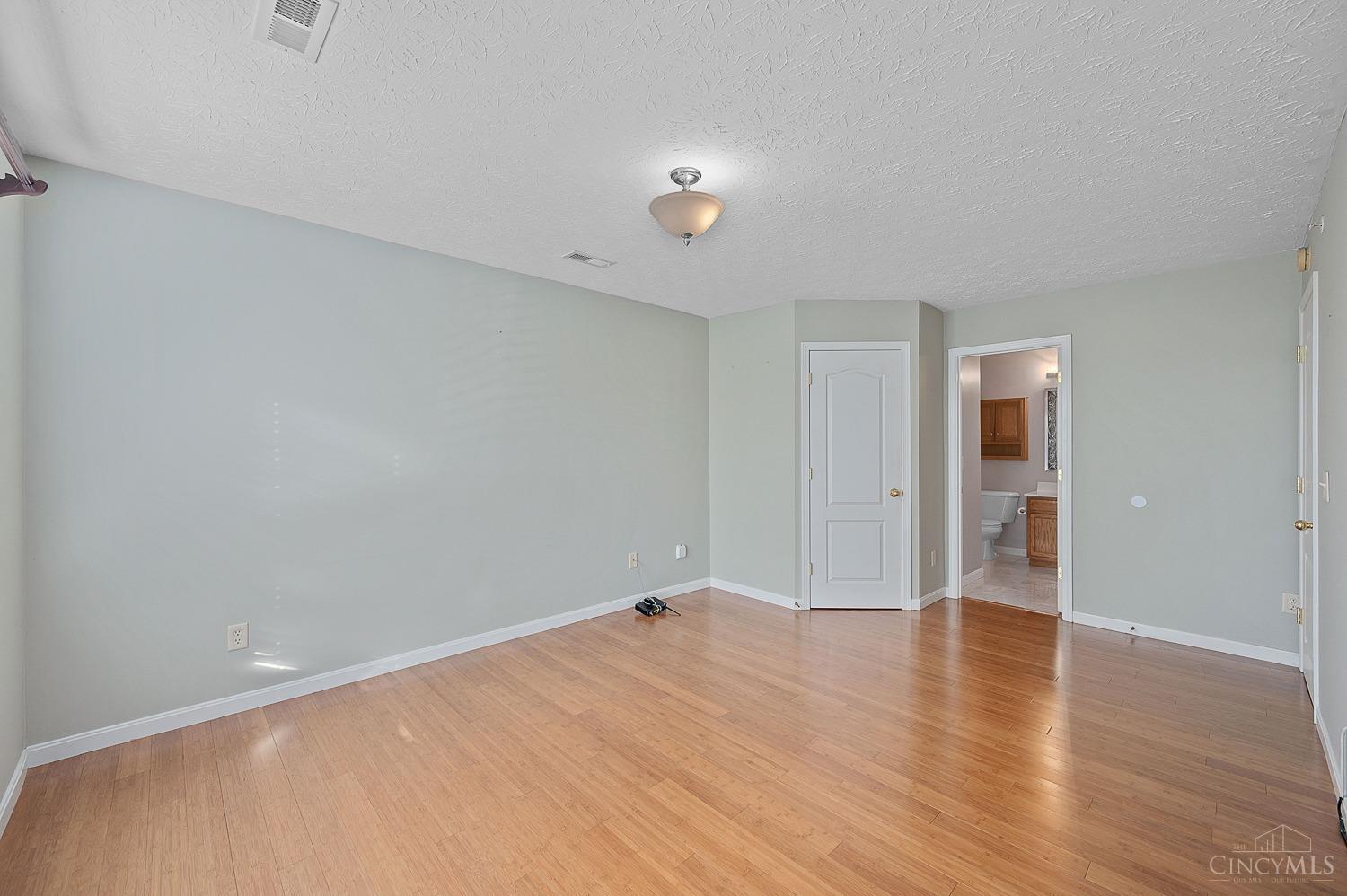 6739 Cloudscape Way Maineville, OH 45039 - Photo 23 of 49