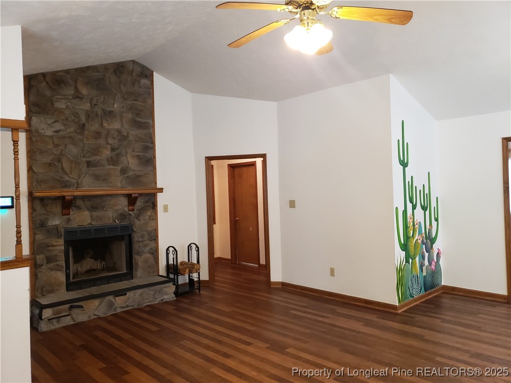 3813 Harden Road Hope Mills, NC 28348 - Photo 3 of 18 Gallery Image 3