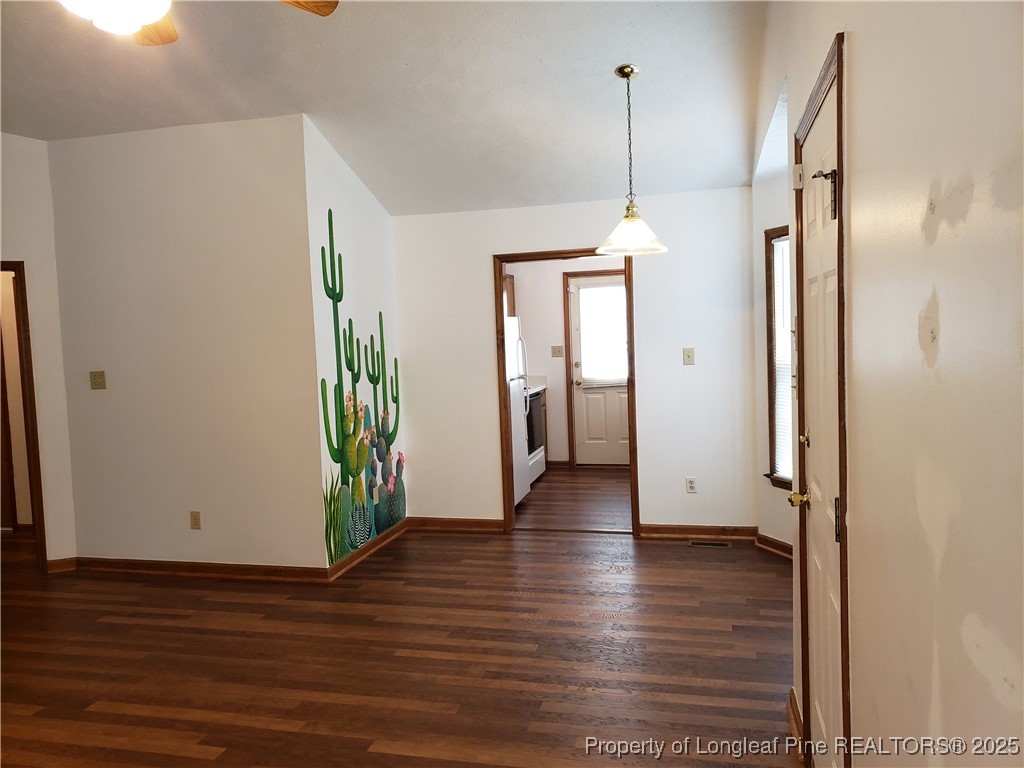 3813 Harden Road Hope Mills, NC 28348 - Photo 4 of 18 Gallery Image 4