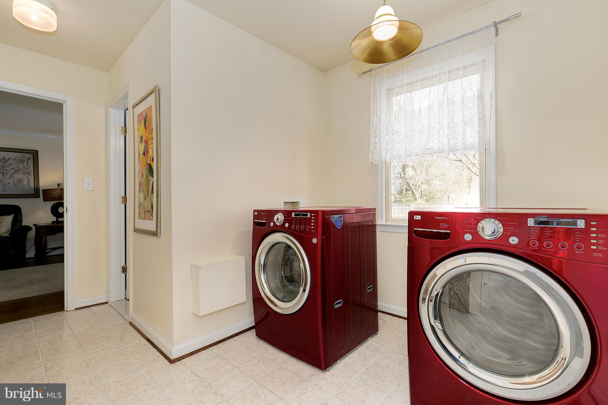 9825 Glen Road Potomac, MD 20854 - Photo 15 of 30 Interior (General)