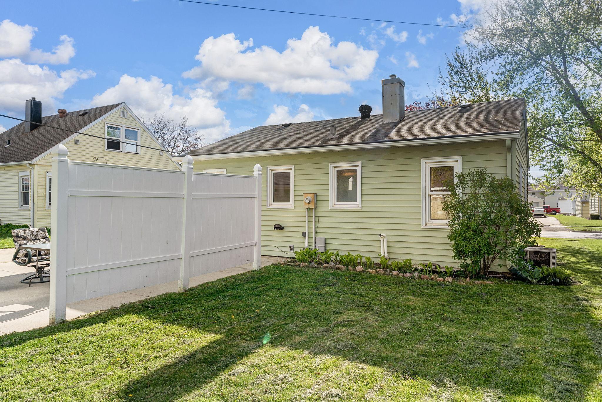 203 16th Street Southeast Austin, MN 55912 - Photo 24 of 28