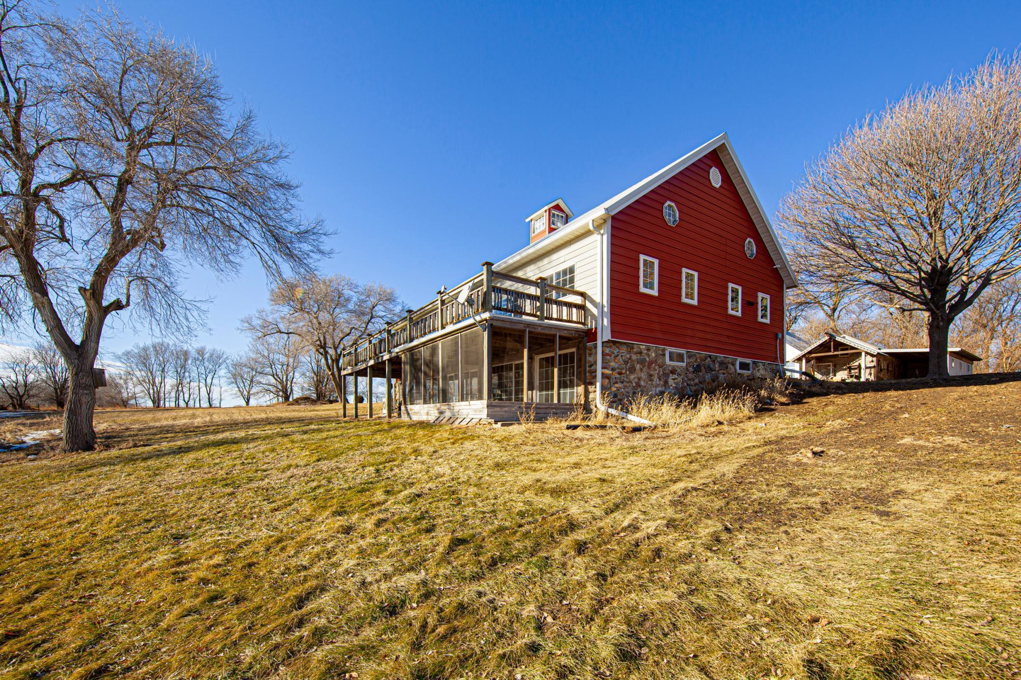 12141 Tripp Avenue Fulda, MN 56131 - Photo 2 of 41