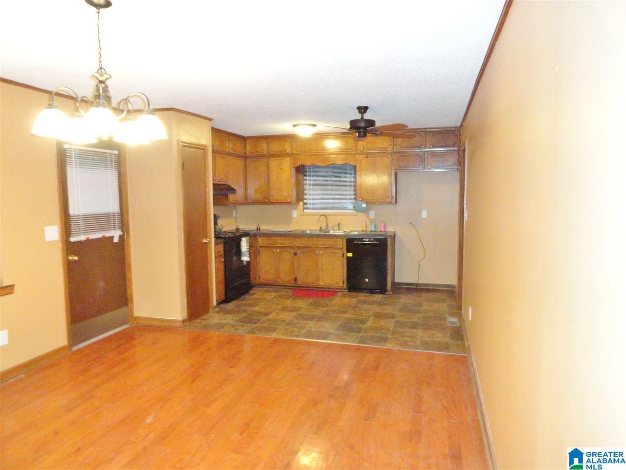 3102 Scaleybark Drive Adamsville, AL 35005 - Photo 4 of 18