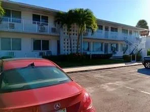 $1,450 | 2000 Northeast 51st Court, Unit 203, Fort Lauderdale, FL 33308