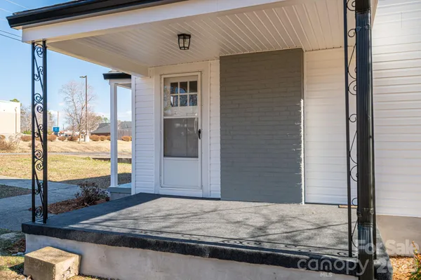 $219,000 | 1203 West Gold Street Extension, Kings Mountain, NC 28086