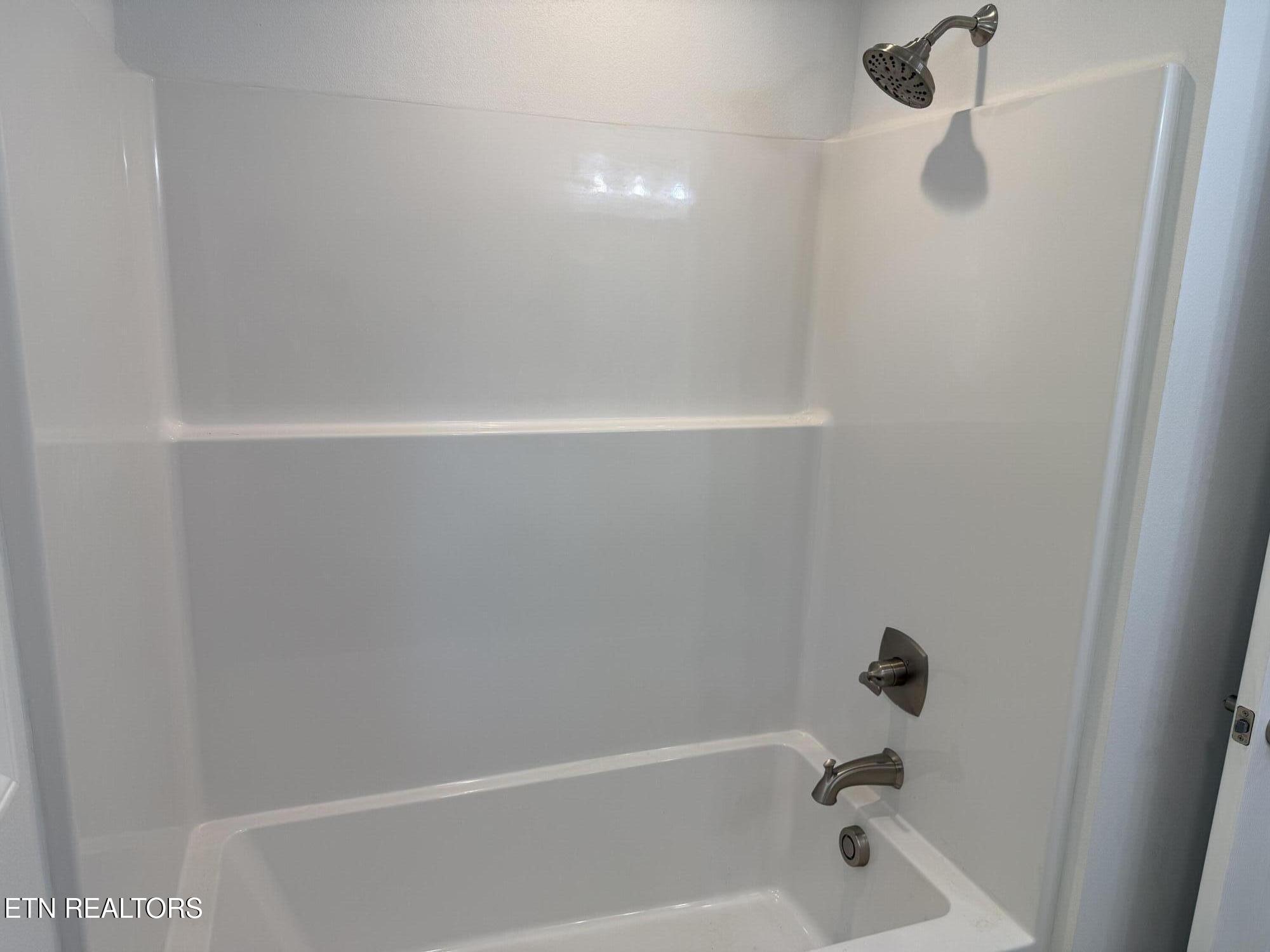 10 T Place Monterey, TN 38574 - Photo 29 of 46 IMG_1421