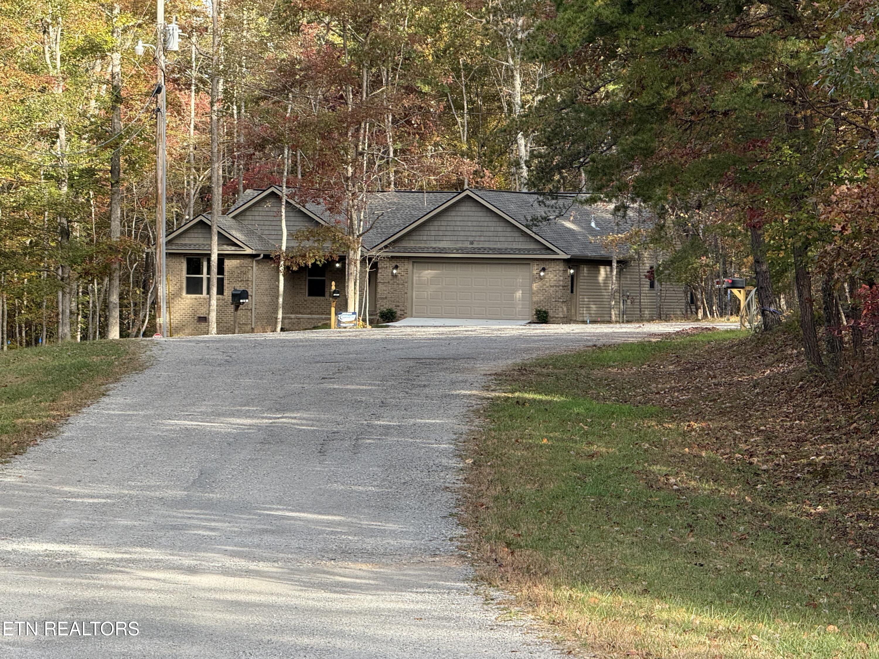 10 T Place Monterey, TN 38574 - Photo 42 of 46 IMG_1520