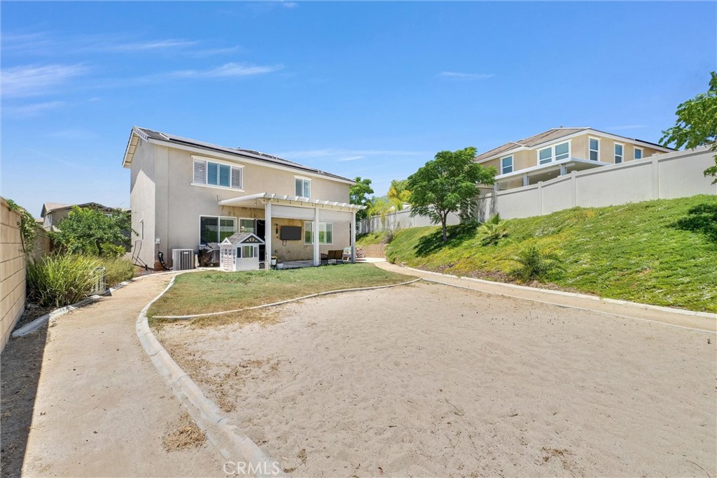 37656 Needlegrass Road Murrieta, CA 92563 - Photo 26 of 29 Currently landscaped with a drip system on the hillside.