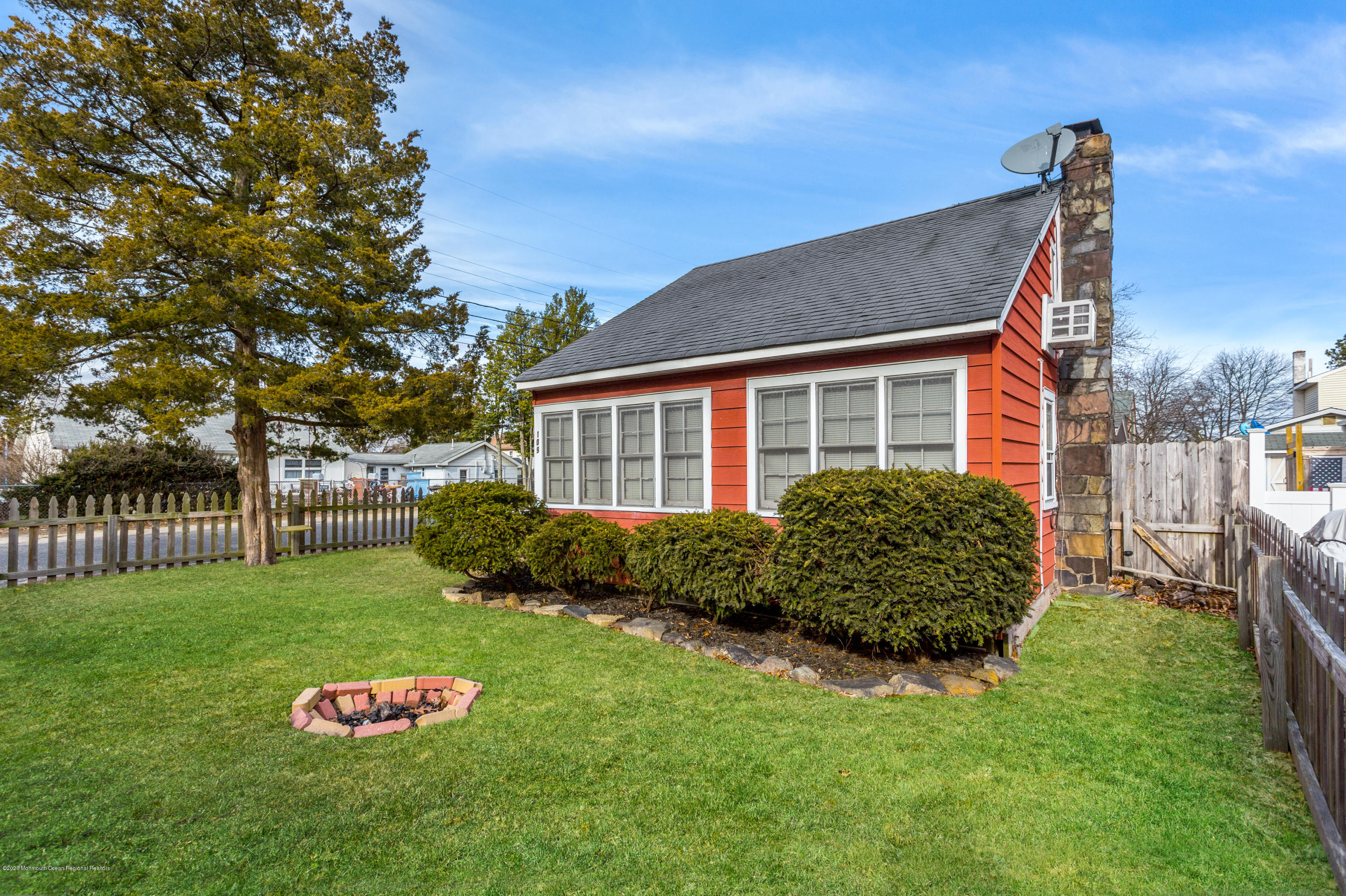 109 Pinehurst Road Brick, NJ 08723 - Photo 1 of 42 109Pinehurst005