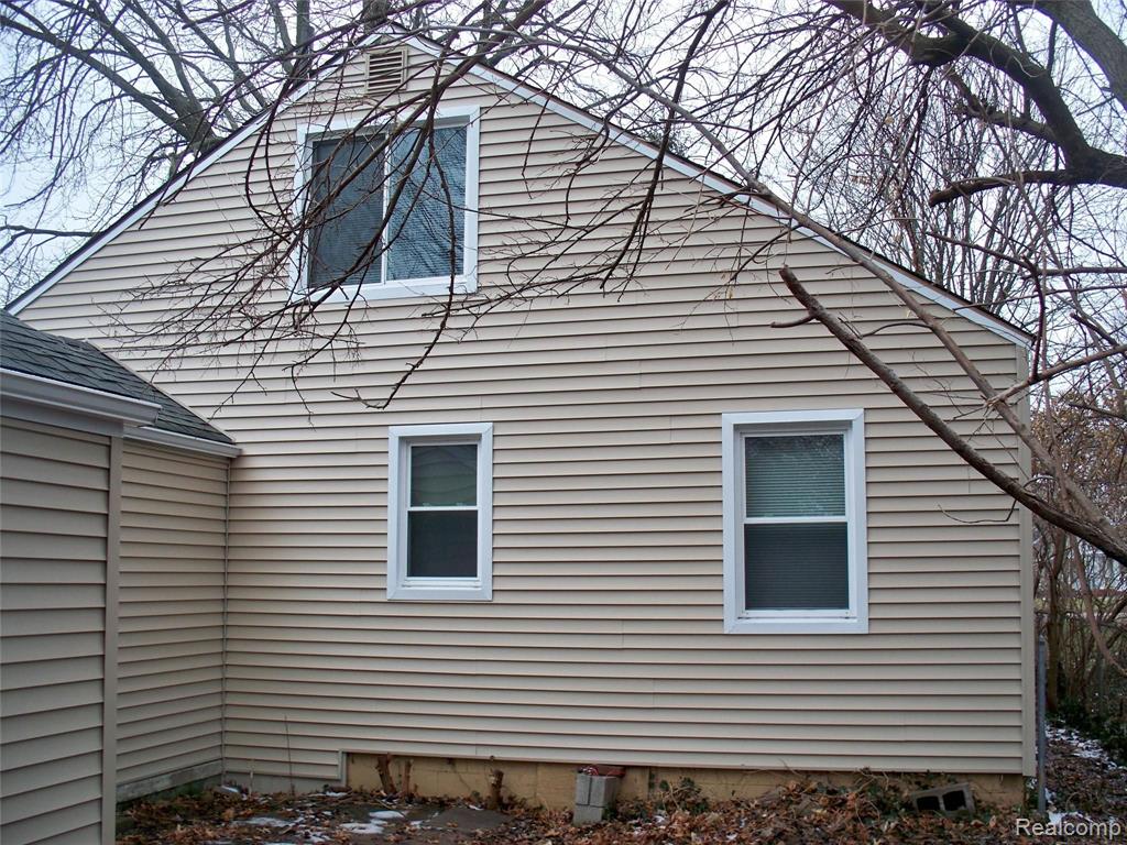 4002 Rochester Road Royal Oak, MI 48073 - Photo 5 of 24