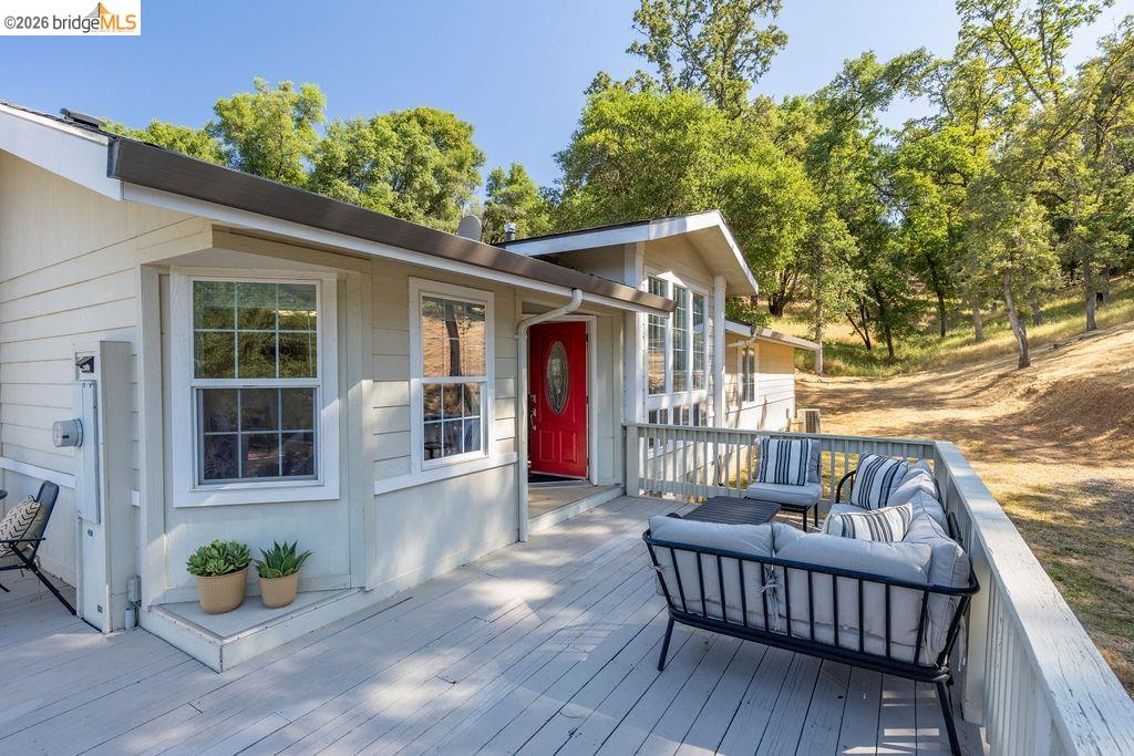 20828 Ferretti Road Groveland, CA 95321 - Photo 22 of 60 Deck featuring an outdoor lounge area