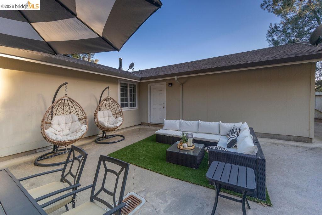 20828 Ferretti Road Groveland, CA 95321 - Photo 32 of 60 View of patio with outdoor lounge area