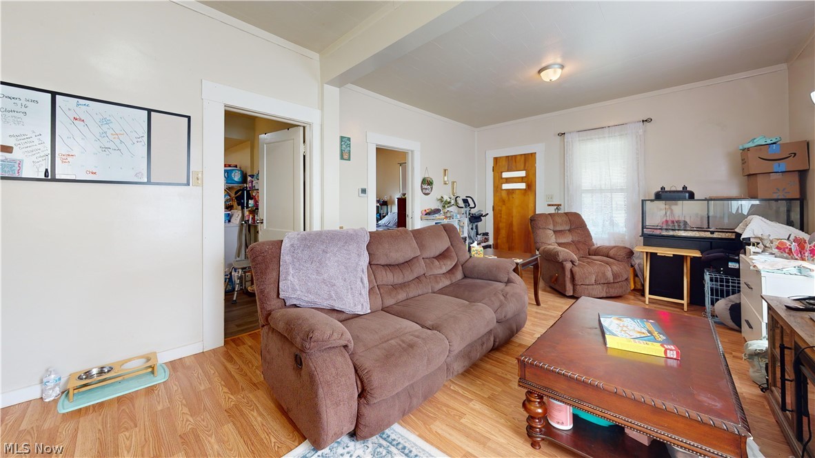 809 28th Street Vienna, WV 26105 - Photo 11 of 21 LIVING ROOM