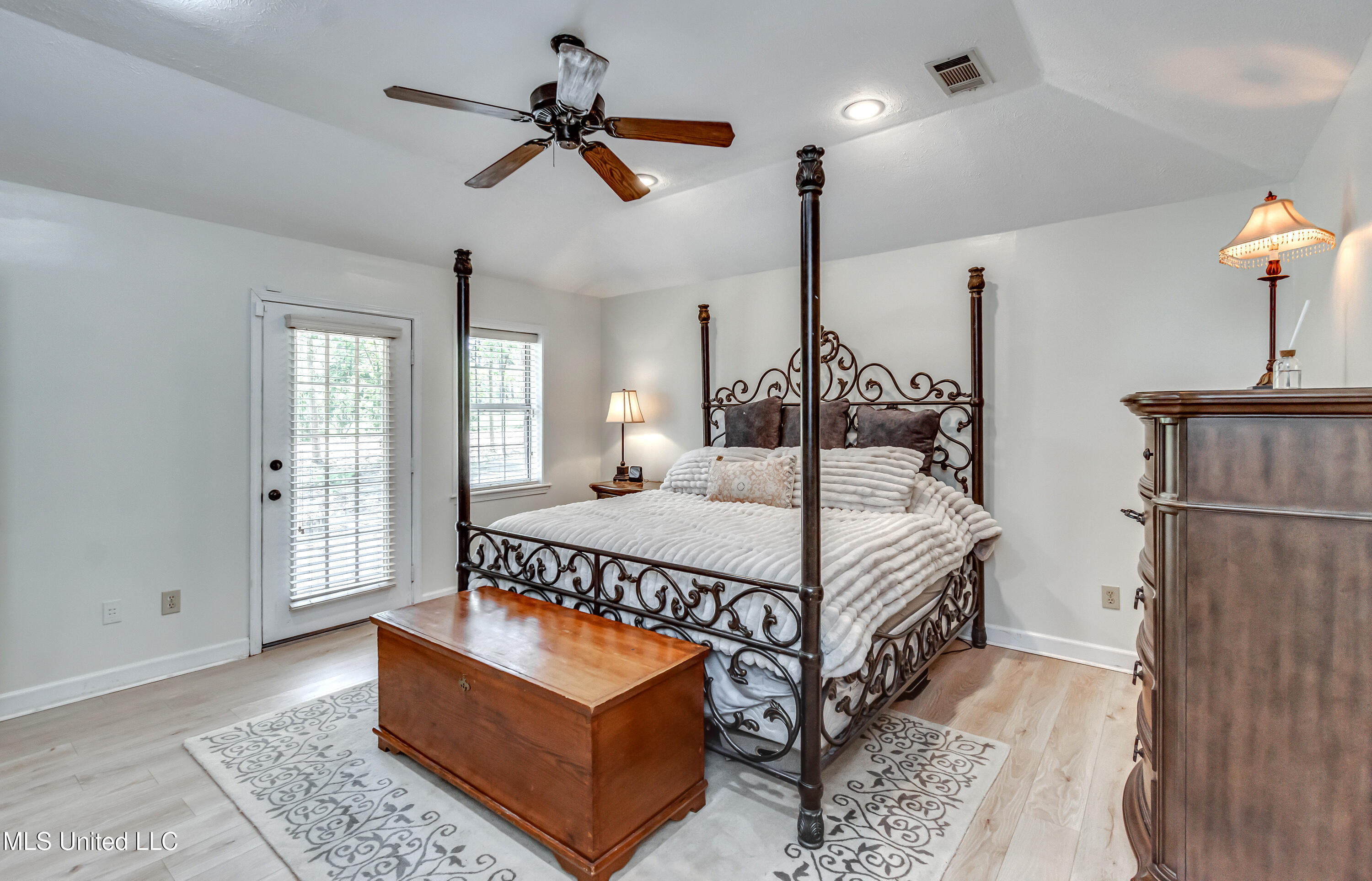 160 Ingleside Road Madison, MS 39110 - Photo 25 of 47 160 Ingleside Rd-44