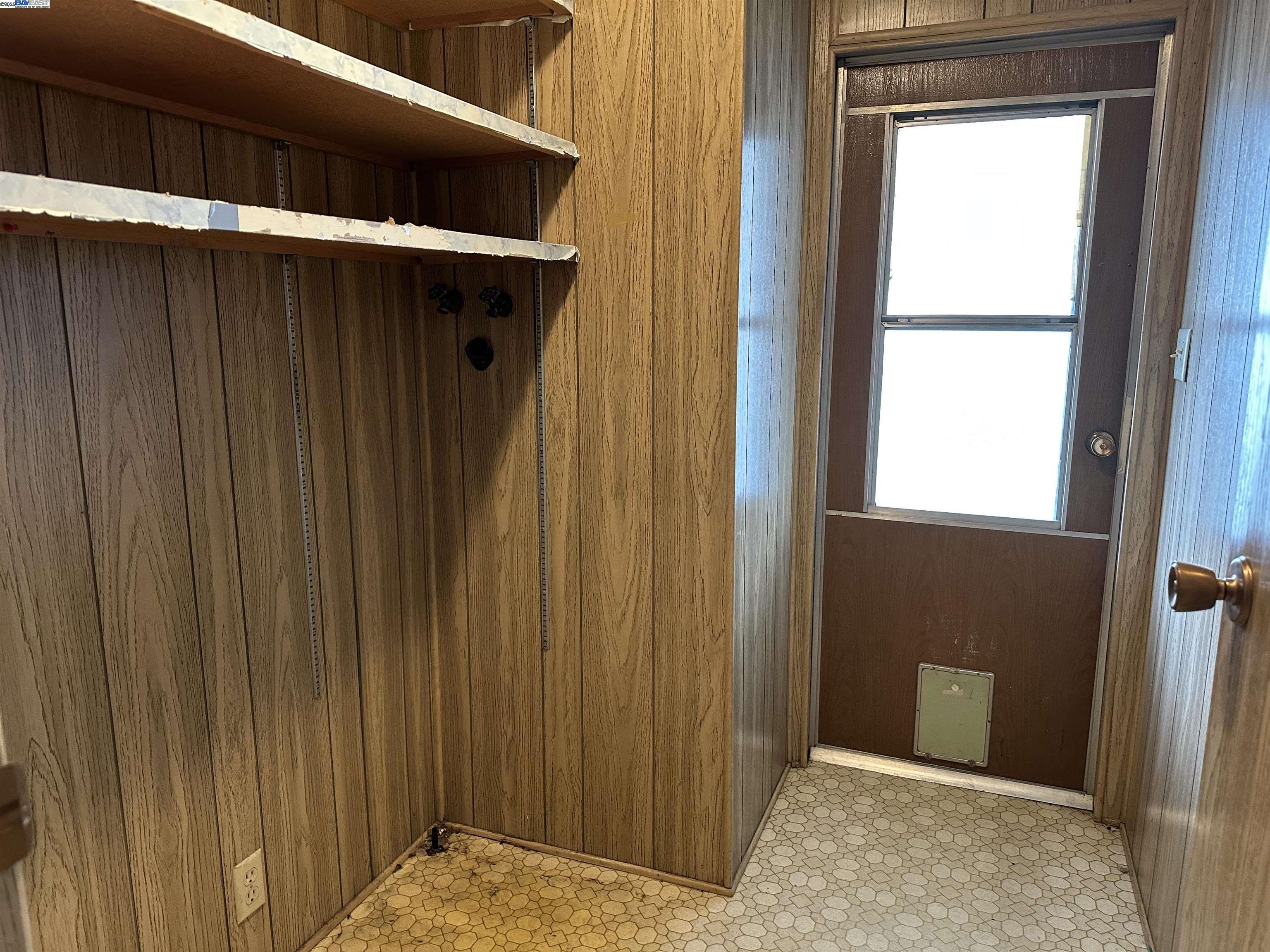 711 Old Canyon Road, Unit 77 Fremont, CA 94538 - Photo 25 of 39 a view of wooden door