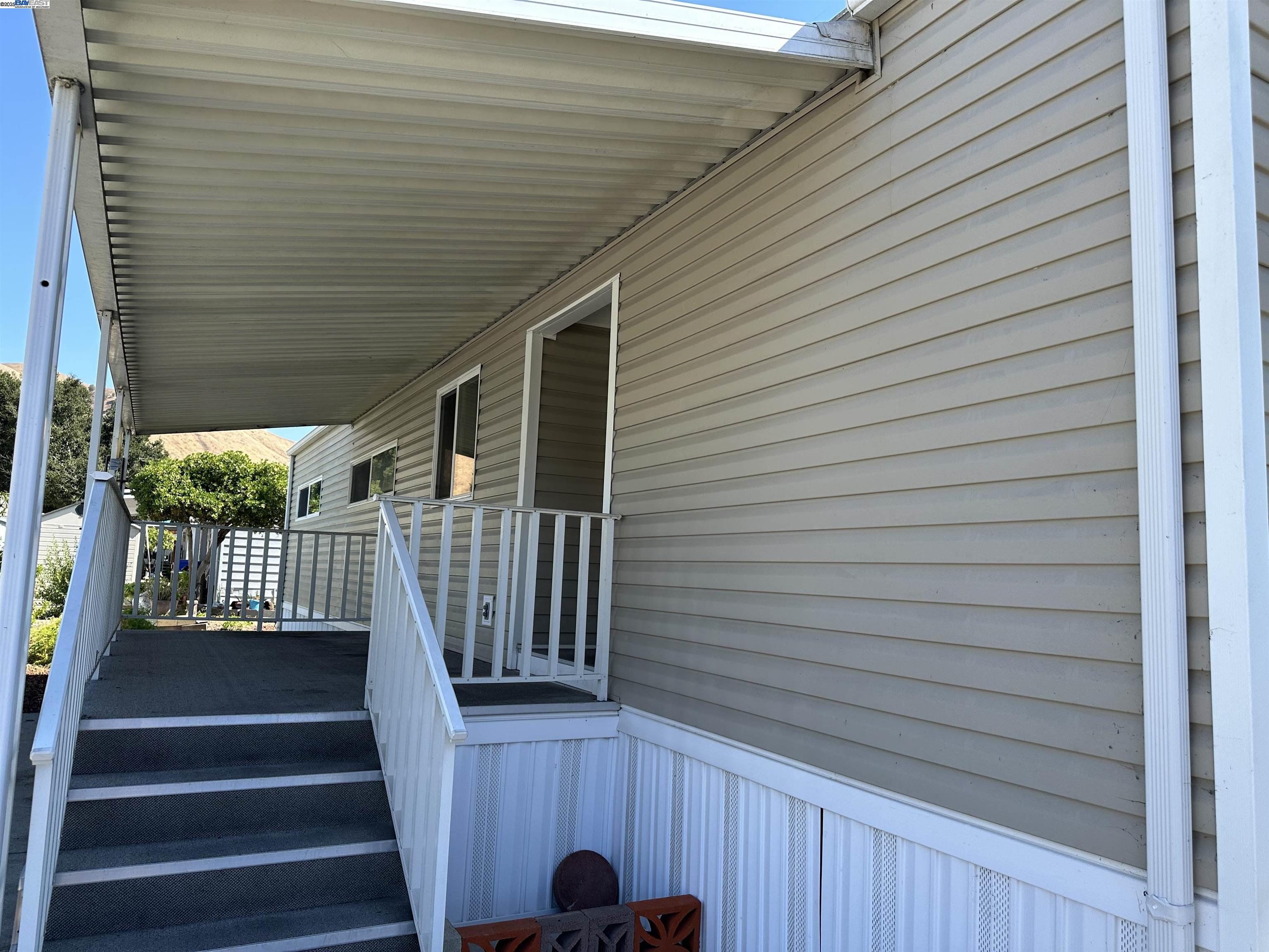 711 Old Canyon Road, Unit 77 Fremont, CA 94538 - Photo 6 of 39 a view of entryway
