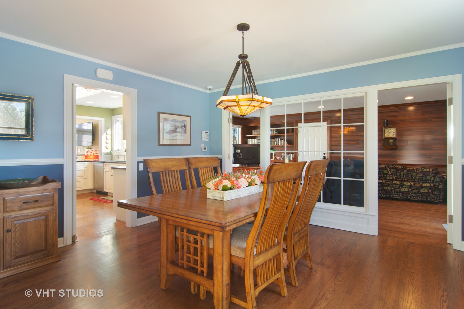 2140 West Baldwin Road Inverness, IL 60067 - Photo 10 of 32 a dining room with furniture window and wooden floor