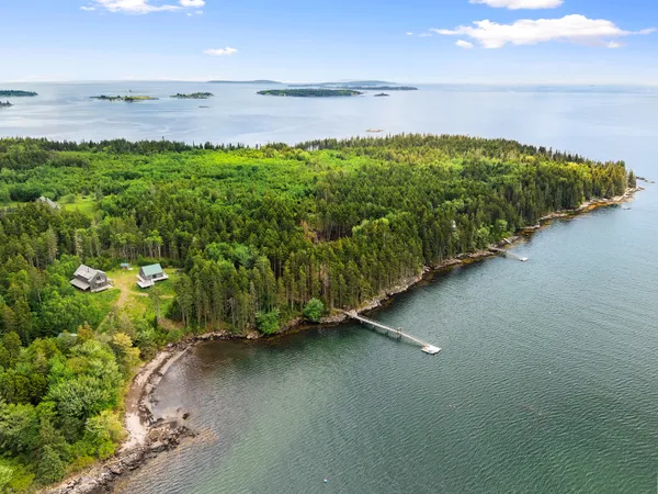 $1,150,000 | 371 Gay Island, Cushing, ME 04563