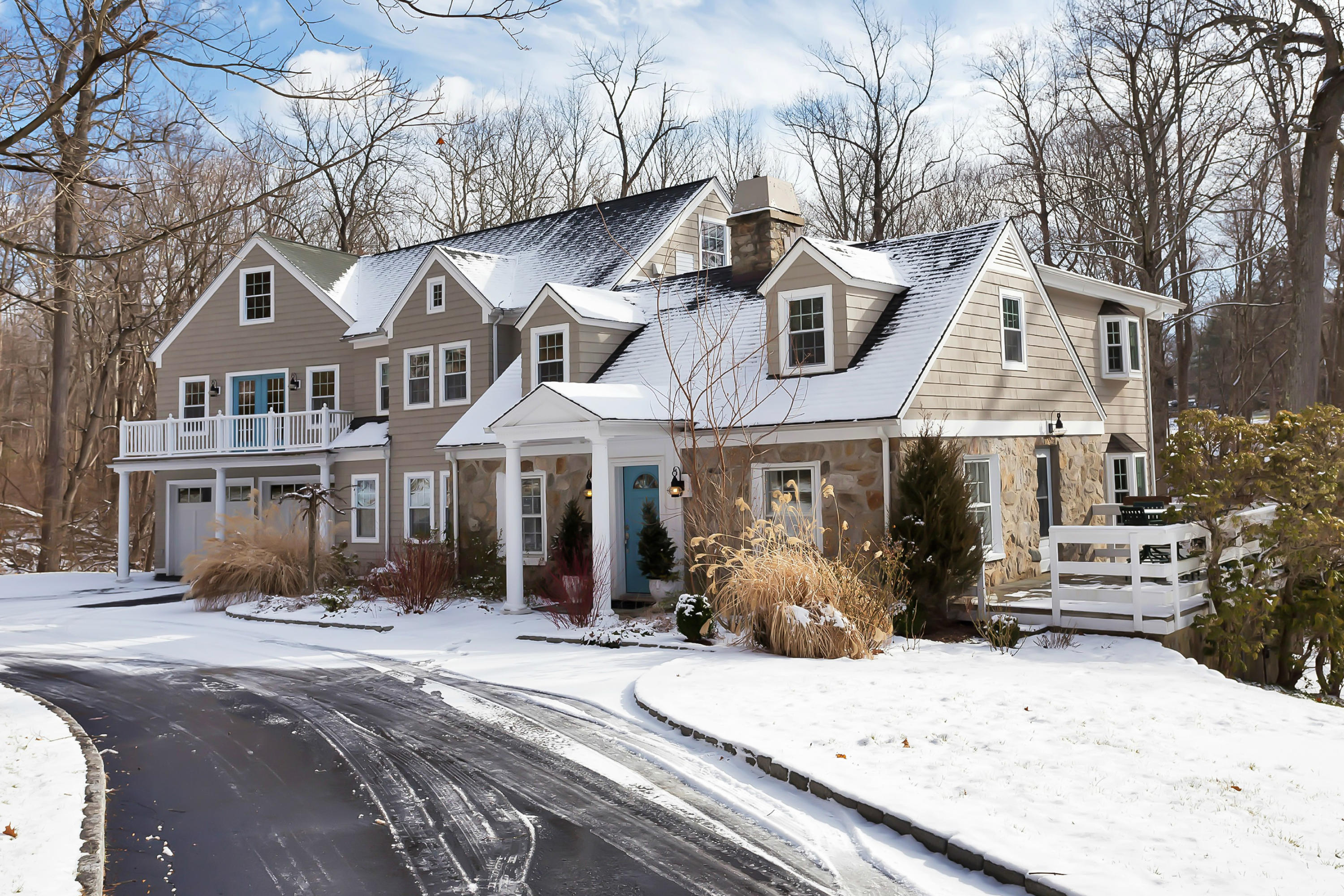 279 Silvermine Road New Canaan, CT 06840 - Photo 24 of 24 a front view of a house
