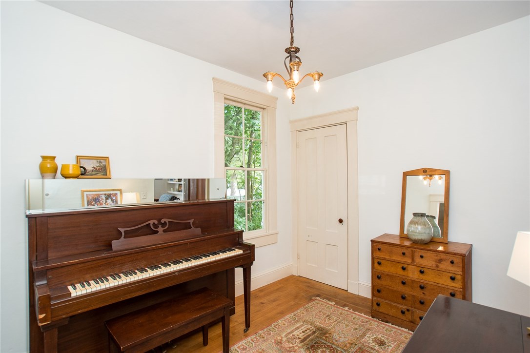 82 Rumstick Road Barrington, RI 02806 - Photo 15 of 36