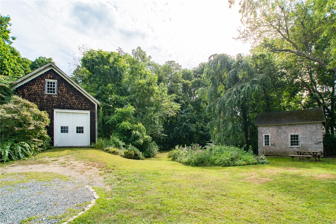 82 Rumstick Road Barrington, RI 02806 - Photo 4 of 36