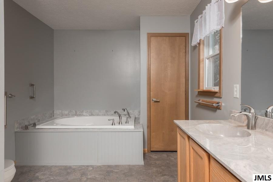 6801 Ackerson Lake Road Jackson, MI 49201 - Photo 12 of 36 Photo 12