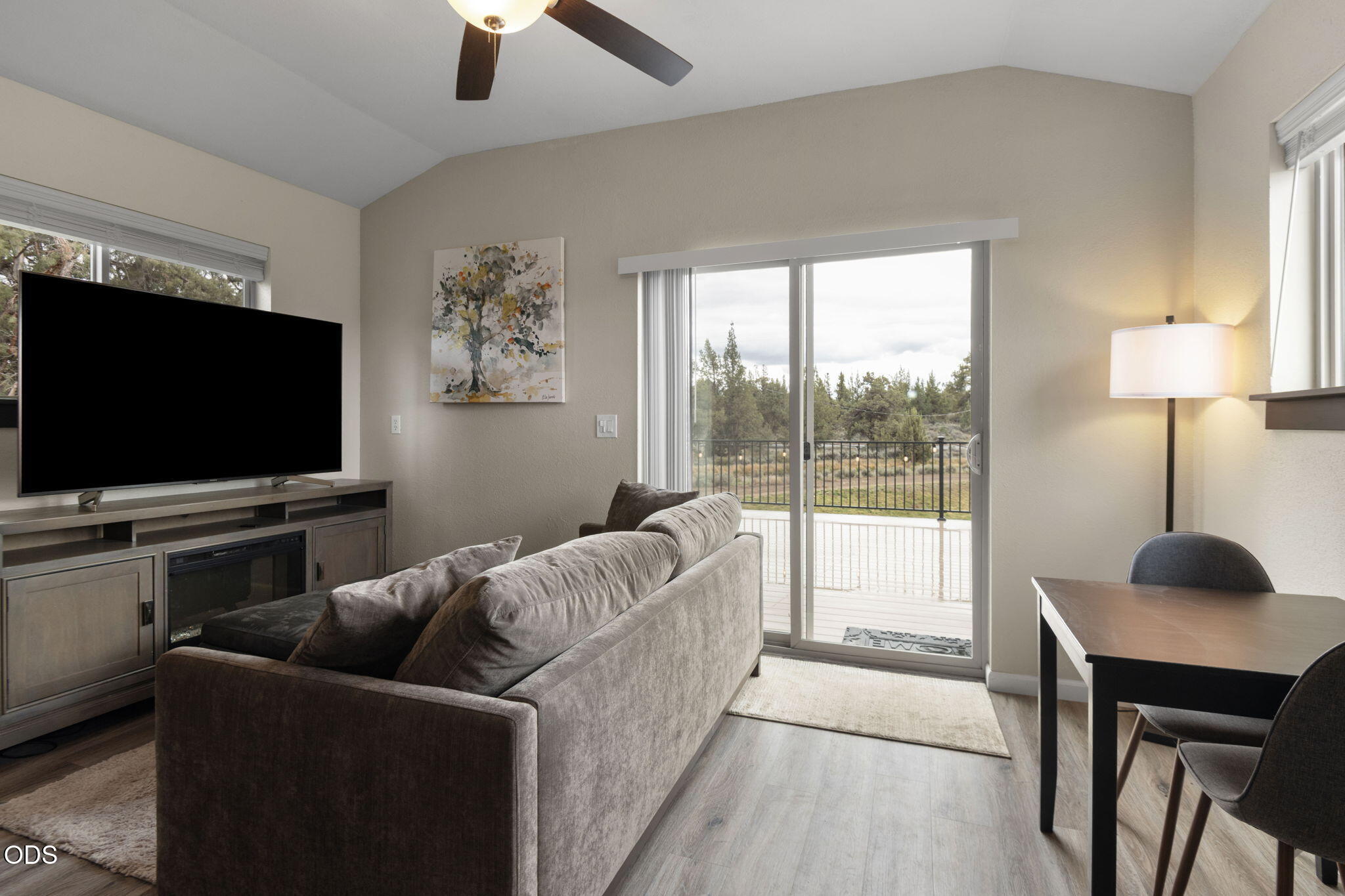 24442 Dodds Road Bend, OR 97701 - Photo 64 of 78 Gallery Image 64