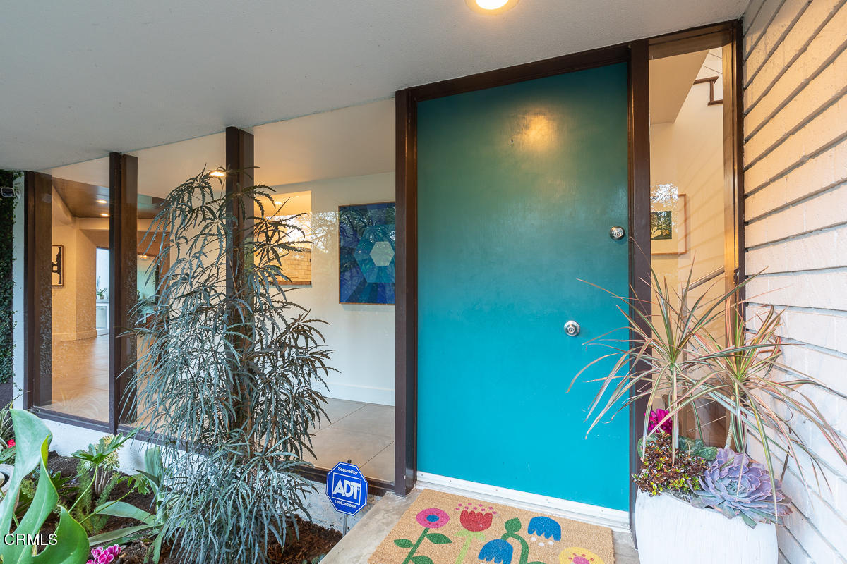 960 Ellington Lane Pasadena, CA 91105 - Photo 4 of 53 960 Ellington Ln_282_mls