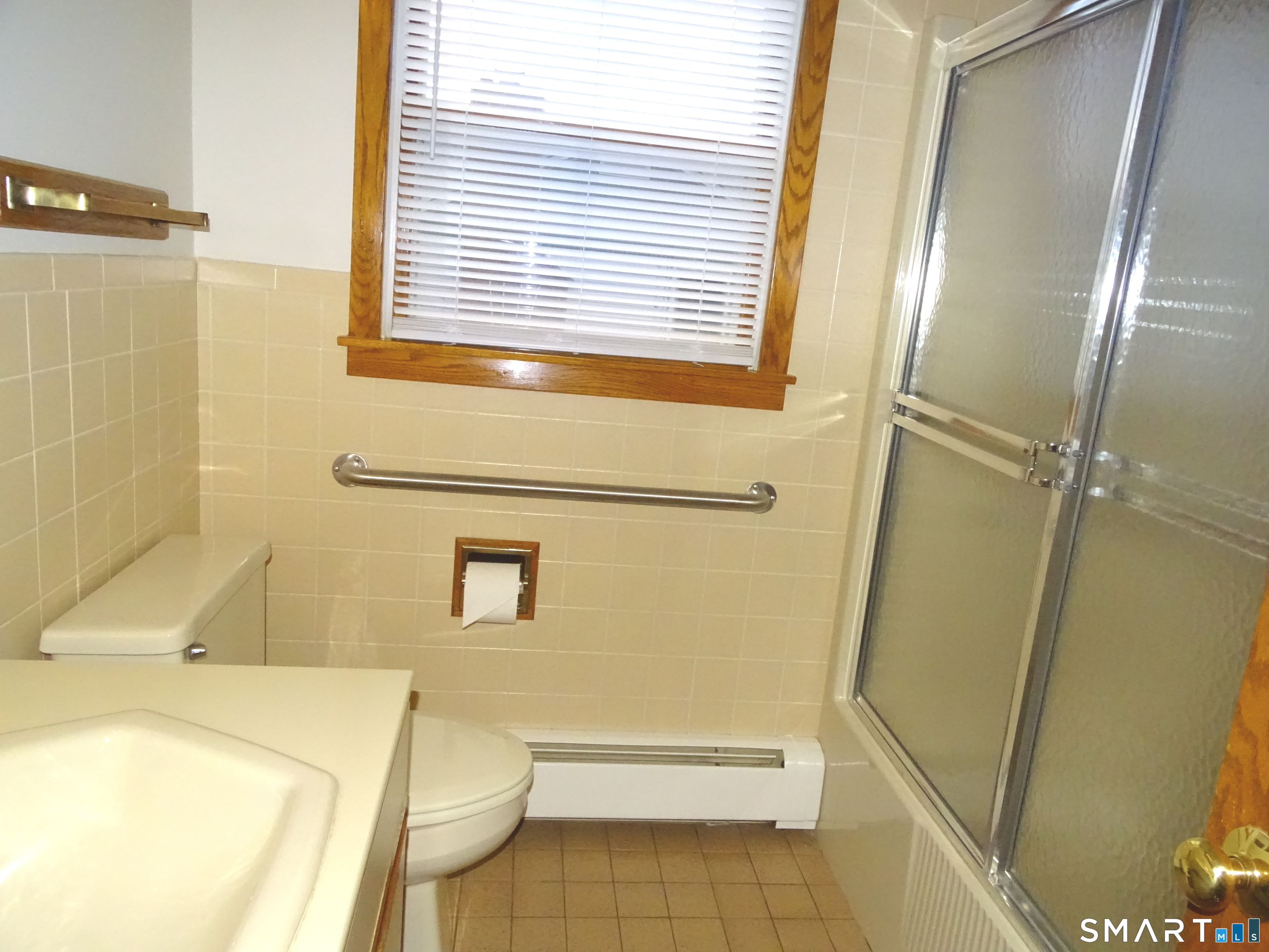 62 Ark Road Branford, CT 06405 - Photo 18 of 23