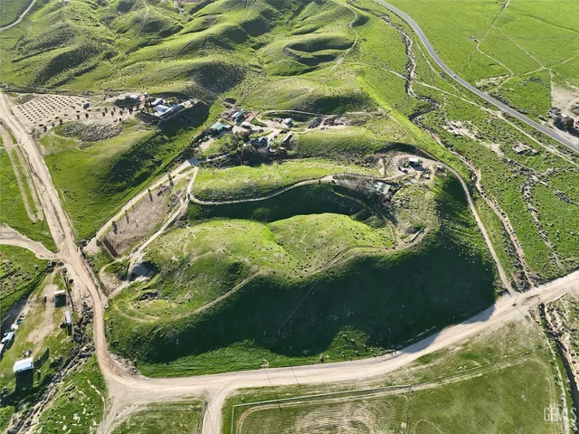 a view of a swimming pool