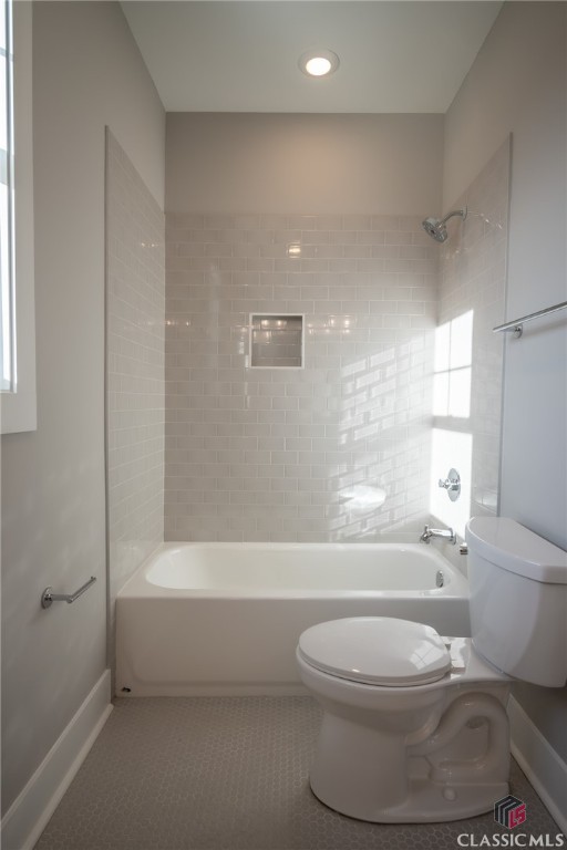 253 Highpointe Lane Athens, GA 30606 - Photo 31 of 39 Upstairs Bath